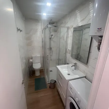 Lidia Planta 1, La Carihuela 1ª Linea Playa, Vistas Mar, 1 Dormitorio, 52 M2, 1-3 Huesped, Amplio Balcon, Wifi 아파트 토레몰리노스